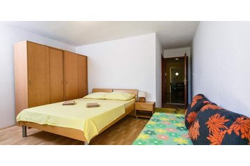 Chorwacja Privát Skrbčići, Zewnątrz